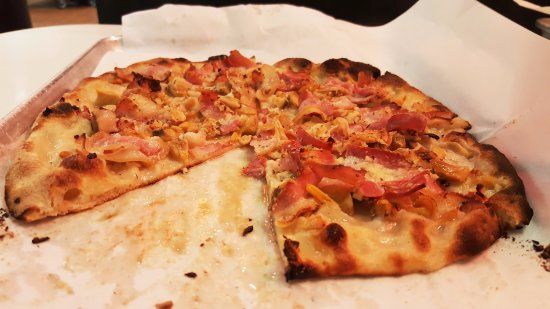 Frank Pepe Pizzeria Napoletana